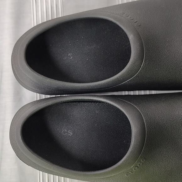 CROCS On The Clock Work Shoes Clogs Slip On Black Slip Resistant Mens 6 Womens 8 - Picture 6 of 11